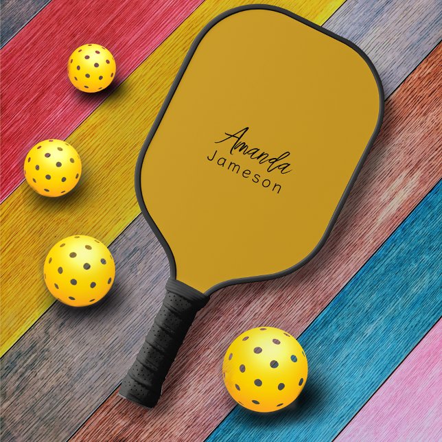 Palas De Pickleball Monograma amarillo mostaza simple moderno (Subido por el creador)