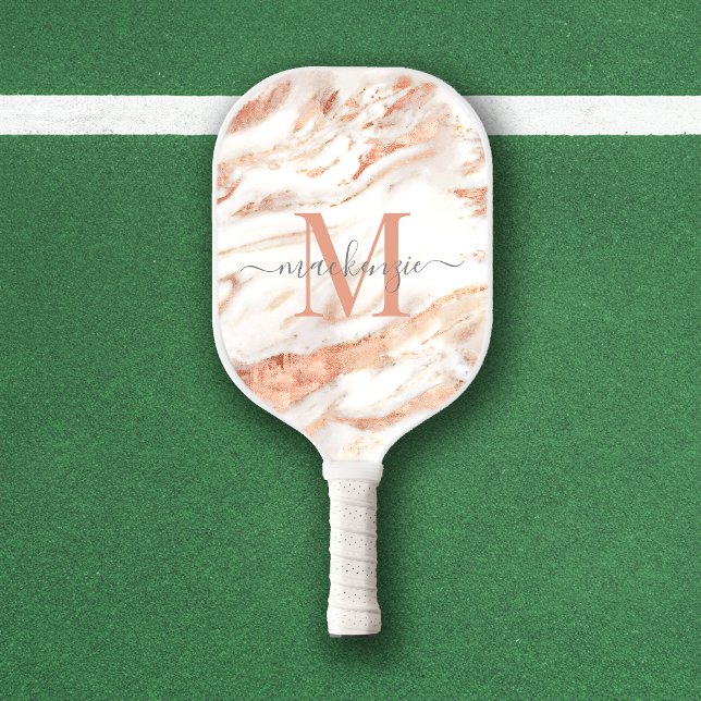 Palas De Pickleball Monograma de mármol Rosa de lujo Relieve metalizad (Luxury Rose Gold Foil Marble Monogram Pickleball Paddle)