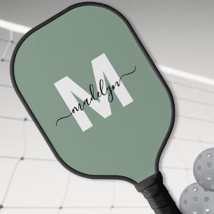 Palas De Pickleball Monograma de nombre moderno verde salvia personali