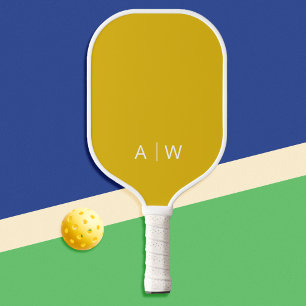 Palas De Pickleball Monograma moderno amarillo mostaza minimalista