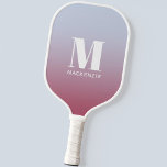 Palas De Pickleball Monograma moderno Nombre inicial Gradiente rosa az<br><div class="desc">Moderna tipografía minimalista monograma diseño inicial de nombre que se puede cambiar para personalizar. Blanco sobre un fondo de gradiente magenta rosa a azul pálido.</div>