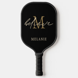 Palas De Pickleball Monograma motivacional Nombre inicial creer negro