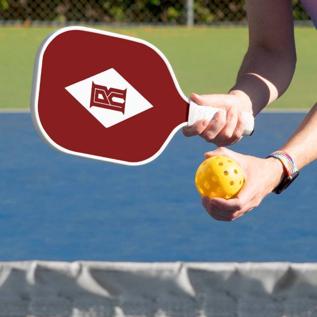 Palas De Pickleball Monogrammed Burgundy (in situ)