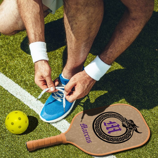 Palas De Pickleball Nombre personalizado y estilo monograma celta urob (Subido por el creador)