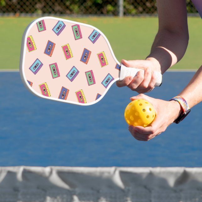 Palas De Pickleball Patrón de cinta de audio retro neón (in situ)