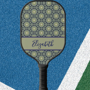 Palas De Pickleball Patrón geométrico verde con nombre personalizado d