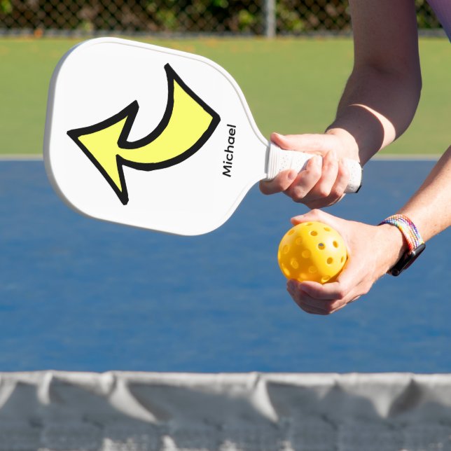Palas De Pickleball Pickleball Paddle Cute Yellow Arrow (in situ)