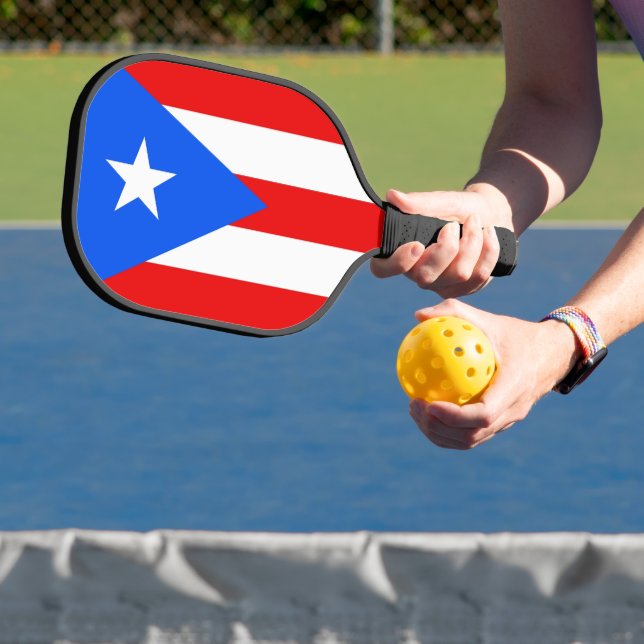 Palas De Pickleball Pickleball Paddle with flag of Puerto Rico, USA (in situ)