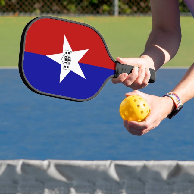 Palas De Pickleball Pickleball Paddle with flag of San Antonio, USA (in situ)