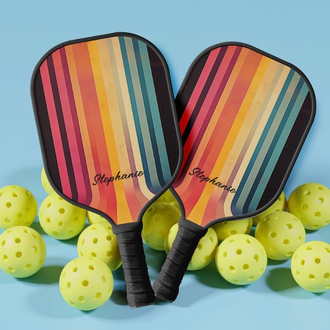 Palas De Pickleball Rayas abstractas inspiradas de los años 70 (Front and back view - Make a bold statement on the court with this retro-inspired pickleball paddle.)