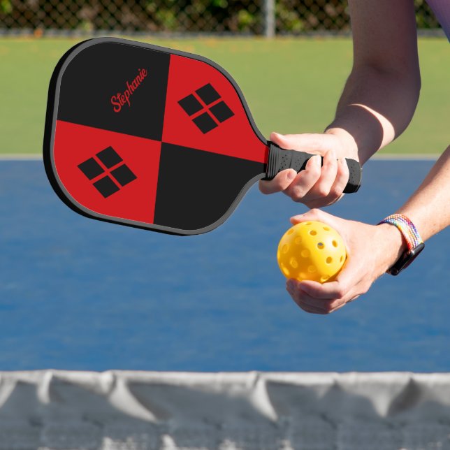 Palas De Pickleball Red and Black Diamonds | Custom Modern Geometric (in situ)