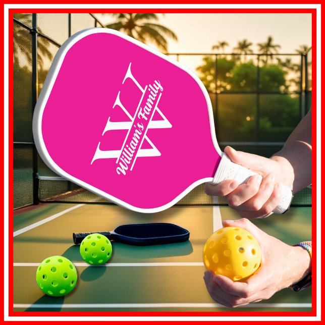 Palas De Pickleball Rosa y blanco | Monograma de nombre de familia sim (Subido por el creador)