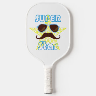 Palas De Pickleball Superestrella con gafas de sol y bigote