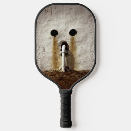 Palas De Pickleball Tubería de agua expuesta al grunge urbano