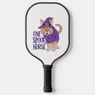 Palas De Pickleball Un repugnante gato de enfermera mimado