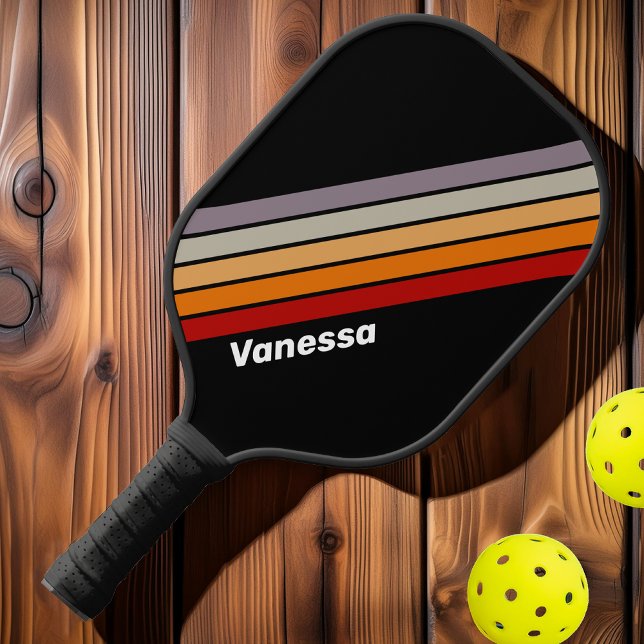Palas De Pickleball Viñeta de arco iris retro con nombre (Subido por el creador)
