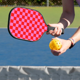 Palas De Pickleball Viñeta de tablero de ajedrez rosa y rojo
