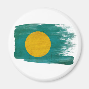 Palau señala los imanes por medio de una bandera