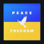 Paloma de paz - Bandera de Ucrania - Paz - Liberta<br><div class="desc">Ucrania - Paz - Bandera ucraniana - Apoyo a la libertad - Solidaridad - Juntos fuertes - ¡Victoria de la libertad! Hagamos del mundo un lugar mejor - ¡todos juntos! Un mundo mejor comienza - depende - ¡los necesita también! Puede transferir a más de 1000 productos Zazzle. Redimensionar y mover...</div>