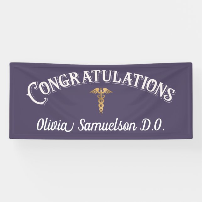 Pancarta de felicitaciones Graduate DO Médica (Horizontal)