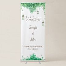 Borde de vegetación acuático con linternas colgant