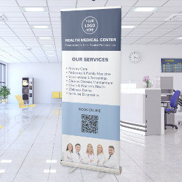 Pancarta Retráctil Servicios de Clínica de Atención Médica Profesiona