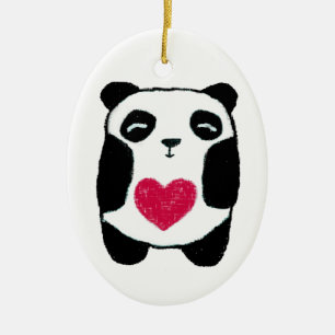 panda con un ornamento del corazón