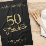 Paño De Cocina 50 y fabuloso ornamento elegante 50 cumpleaños<br><div class="desc">50 y Fabulous Elegant Ornament 50th Birthday Black. 50 y un dicho fabuloso en la escritura dorada de moda y un adorno de oro. Personalízalo con tu nombre y la edad.</div>