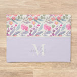 Paño De Cocina Acuarela Morado Floral Nombre de familia Monograma<br><div class="desc">Toalla de mano de cocina de diseño personalizado con caligrafía personalizada nombre familiar y monograma con un elegante patrón floral color púrpura/lila.</div>