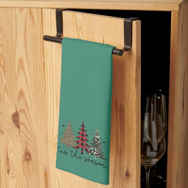 Paño De Cocina Árboles navideños de leopardo de la selva (Pliegue de tercios)