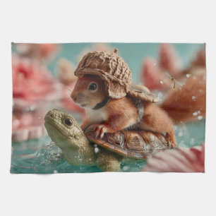 Paño De Cocina Ardilla caprichosa montando una tortuga