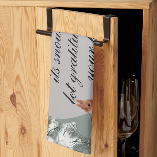 Paño De Cocina As winter weaves its snowy art, let gratitude warm (Pliegue de tercios)