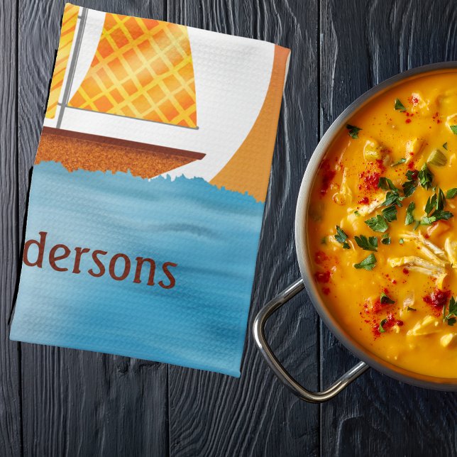 Paño De Cocina Barco de vela ilustrado en alba de agua al atardec (Illustrated Sailboat On Water Moonrise at Sunset Kitchen Towel)