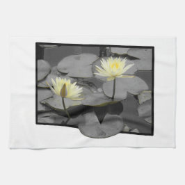 Paño De Cocina Bloom más allá del marco