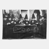 Brujas galesas con té crone teatime