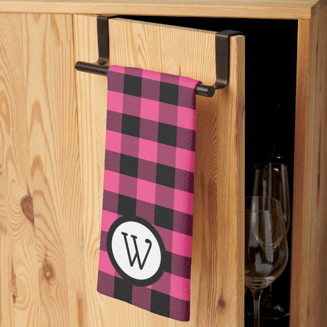 Paño De Cocina Buffalo clásico negro y rosa con monograma (Pliegue de tercios)