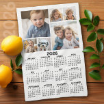 Paño De Cocina Calendario con 6 Collages de fotos - Blanco y negr<br><div class="desc">Un collage de fotos de 6 con un calendario. Un artículo divertido para el Año Nuevo. Añade 6 fotos cuadradas a este diseño. Con un poco de trabajo, puede cambiar el color de fondo y el color del calendario cuando pulse sobre la opción personalizar y elija diferentes colores. Un artículo...</div>