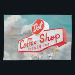 Paño De Cocina Carretera Americana | Rótulo Café<br><div class="desc">Carretera Americana | Artista del Rótulo Coffee Shop: Naomi McCavitt</div>