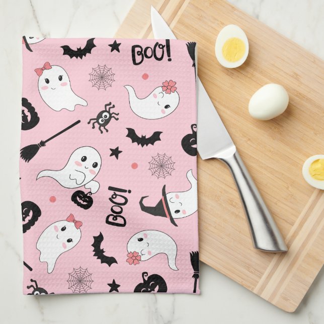 Paño De Cocina Chica rosa de Halloween, un fantasma adorable (Doblado Cuarto)