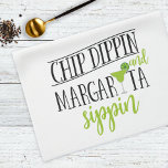 Paño De Cocina Chip divertido Dippin Margarita Sippin Comida Mexi<br><div class="desc">Nuestra toalla de cocina personalizado está adornada con Chip Dippin Margarita Sippin. Ver nuestra línea completa de productos en nuestra tienda Zazzle.</div>