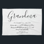 Paño De Cocina Cita de la abuela elegante guión negro y blanco<br><div class="desc">Personalice a su abuela especial, abuela, abuela, abuela, nana o nana para crear un regalo único para cumpleaños, Navidades, día de la madre, duchas para bebés, o cualquier día que quiera mostrar lo que significa para usted. Una manera perfecta de mostrarle lo increíble que es cada día. Diseñado por Thisisnotme©...</div>
