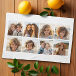 Paño De Cocina Collage de fotos personalizado con fotos cuadradas<br><div class="desc">Usa tus fotos o fotos favoritas para hacer un toque divertido para compartir con tus amigos.</div>