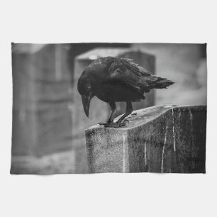 Paño De Cocina Crow en el cementerio caído