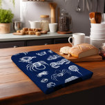 Paño De Cocina Crustáceo Vintage Cangrejo Náutico<br><div class="desc">Este diseño se puede personalizar eligiendo la opción Editar diseño. También puede transferir a otros artículos. Póngase en contacto conmigo en colorflowcreations@gmail.com o utilice la opción de chat en la parte superior de la página si desea tener este diseño en otro producto o necesita ayuda con este diseño. Ver más...</div>