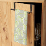 Paño De Cocina Cuadros de agua de sauce verde<br><div class="desc">Las calabazas de sauce verde repiten un patrón ideal para la primavera. © Único arte acuarela pintado a mano por Sarah Trett para www.mylittleeden.com en Zazzle.</div>