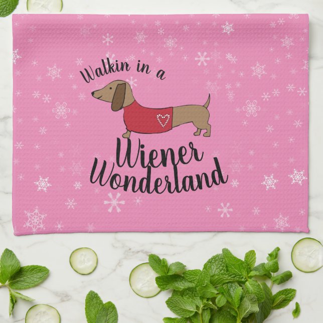 Paño De Cocina Dachshund caminando en una Doxie Wiener Wonderland (Doblado)