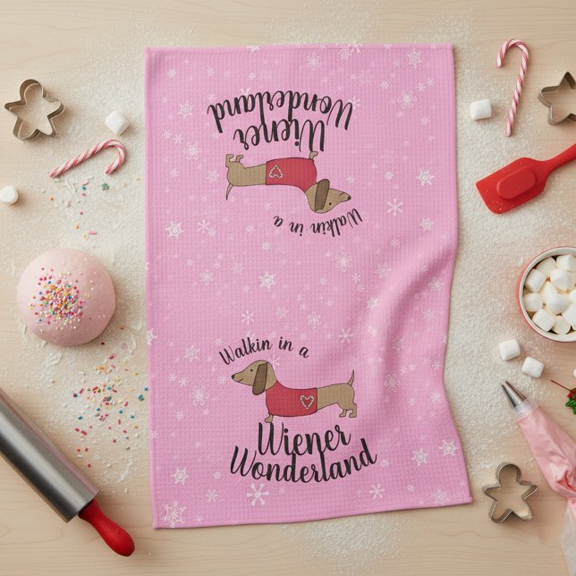 Paño De Cocina Dachshund caminando en una Doxie Wiener Wonderland (Walking in a wiener wonderland dachshund kitchen dish towel for Christmas decor)