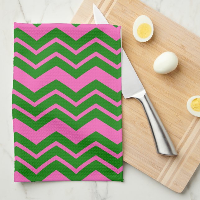 Paño De Cocina Diseño de zigzag de Chevron verde rosa  (Doblado Cuarto)