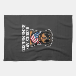 Paño De Cocina Diseño vectorial de perro héroe Rottweiler patriót