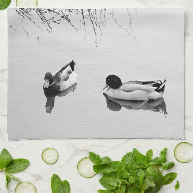 Paño De Cocina Dos patos en blanco y negro (Doblado)